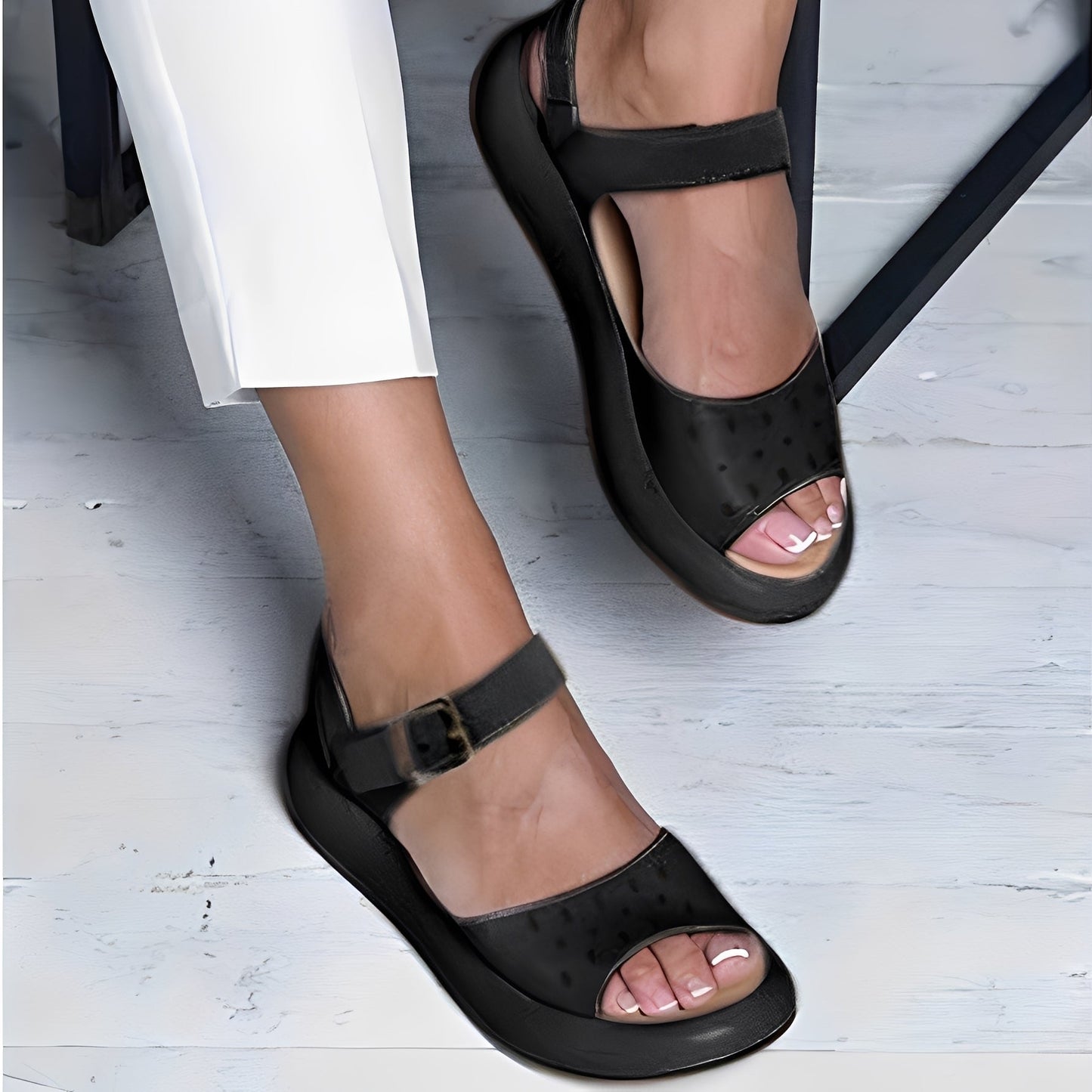 Elisa | Women's flat sole sandals with open design
