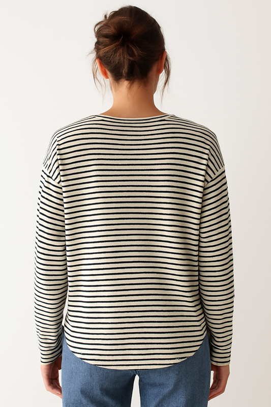 Carolina | Long-sleeved striped crew neck t-shirt