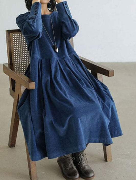 Zara | Midi dress with long sleeves, loose design with pleats
