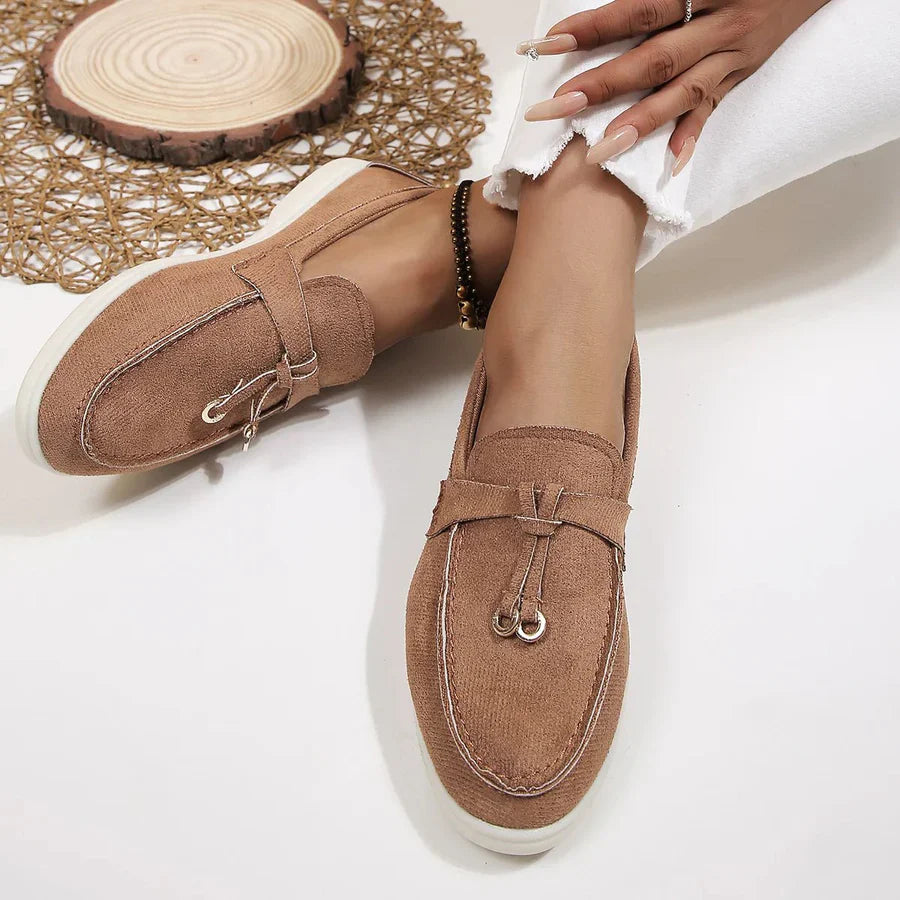 Delira | Women's slip-on moccasins with clean design