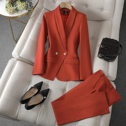Amparo | Traje para mujer con blazer cruzado y pantalón