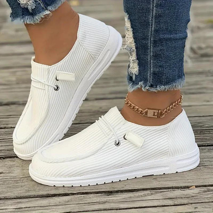 Corina | Women's casual sneakers with laces and fabric