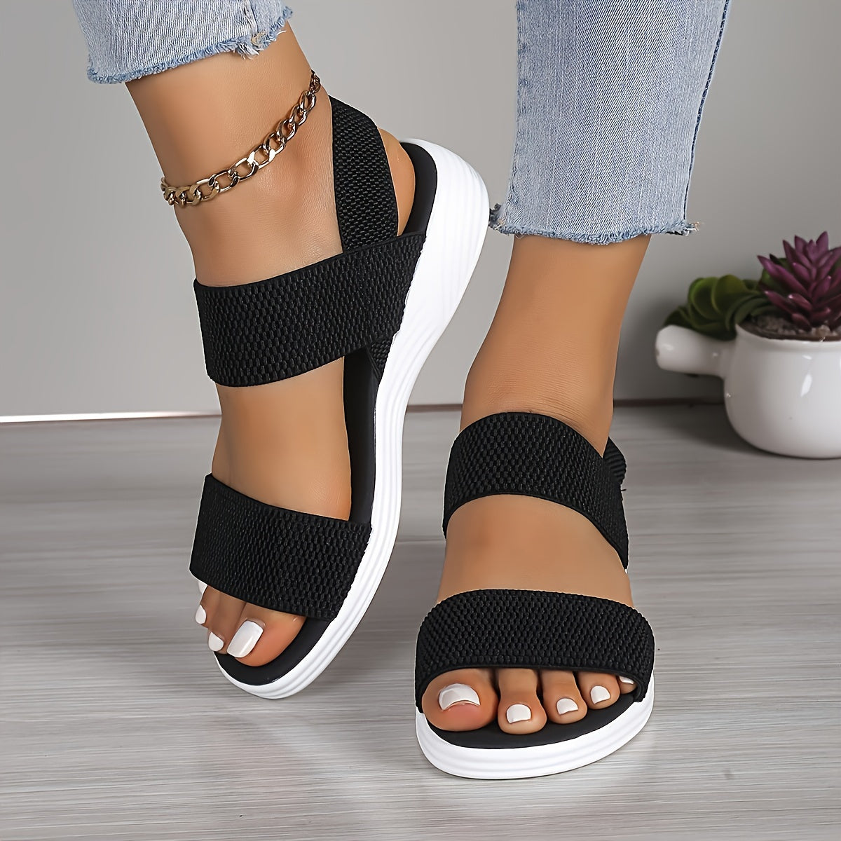 Leocadia | Sandalias ligeras para mujer con tiras elásticas de verano