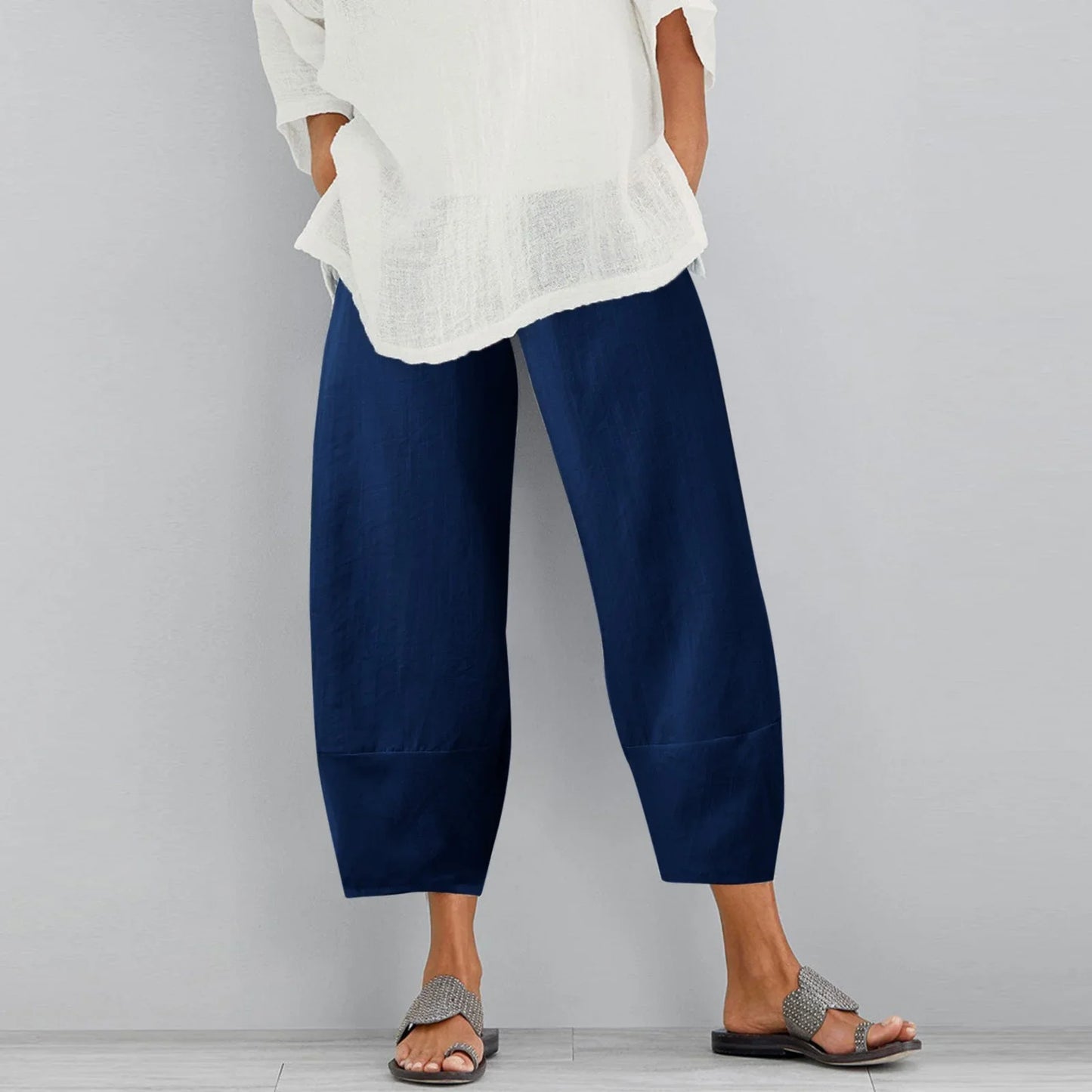 Mireya | Women's wide-leg cropped pants with a loose fit