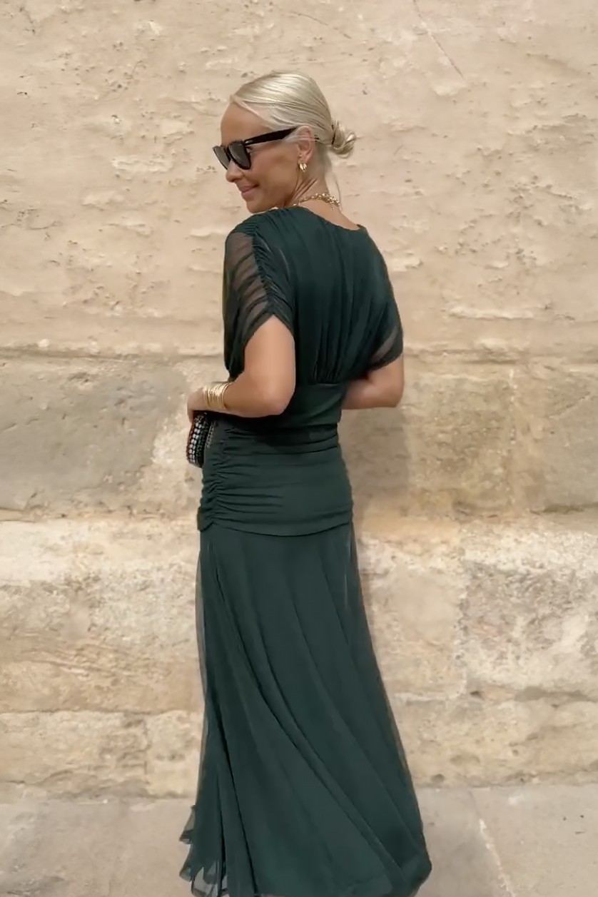 Salvadora | Vestido maxi elegante con escote en V y cintura drapeada