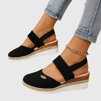 Feliciana | Sandalias ortopédicas con tira y suela alta