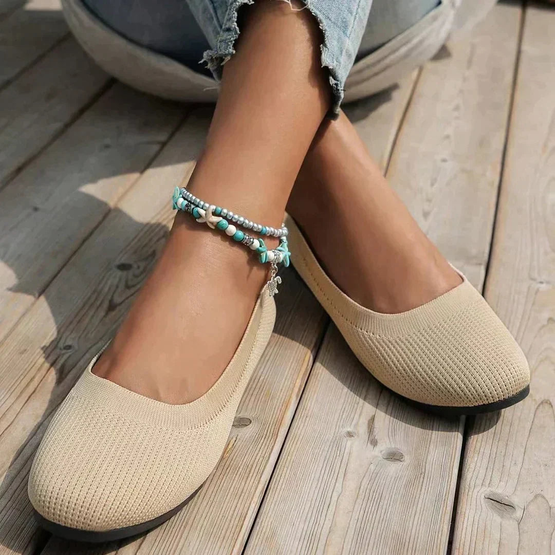 Lara | Zapatos ortopédicos planos sin cordones con diseño cerrado