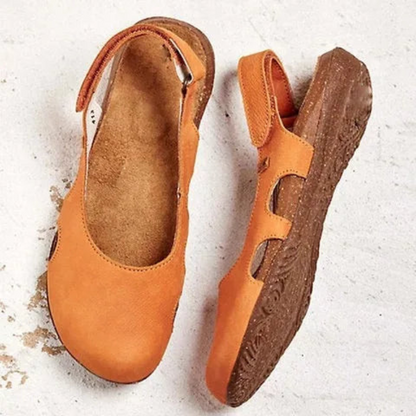 Lorenae | Sandales fermées pour femme au design confortable avec bride arrière