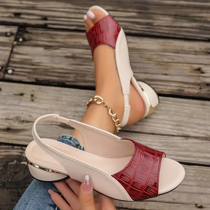 Adriana| Comfortable sandals with low heel and open straps