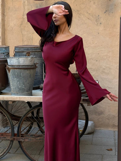 Aitana | Flowing maxi dress for women with long sleeves