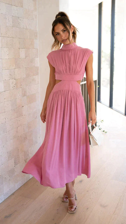 Lucía | Vestido midi con corte cut out y diseño sin mangas cuello alto