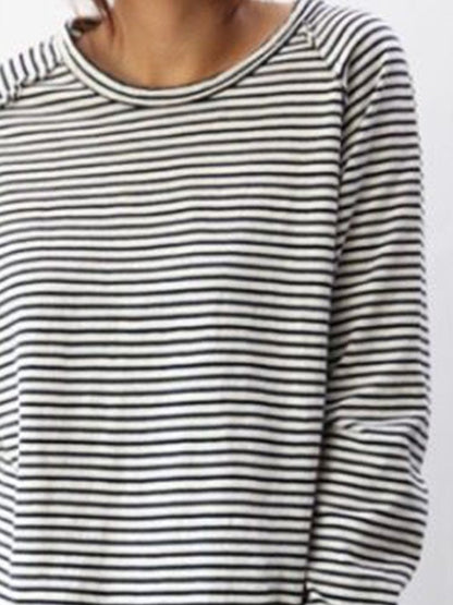 Carolina | Camiseta de manga larga con rayas y cuello redondo