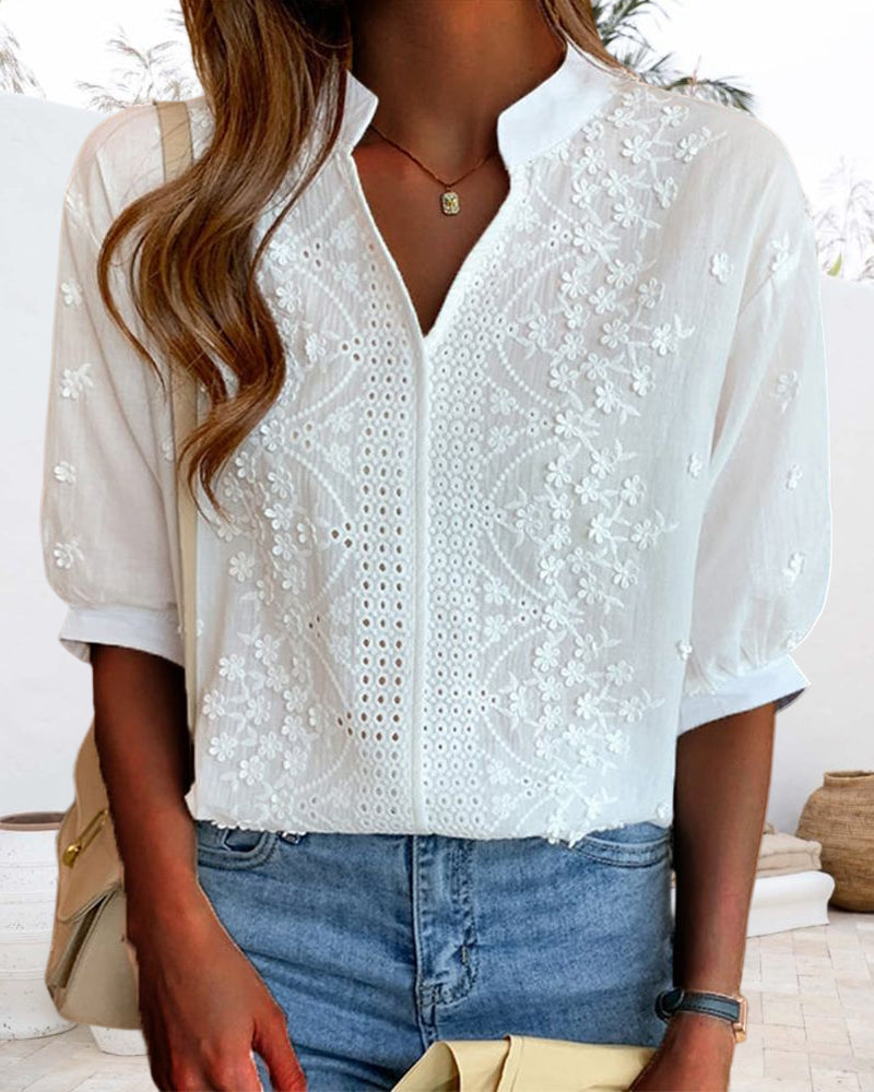 Carmen | Embroidered Blouse with Loose Sleeves and V-Neck