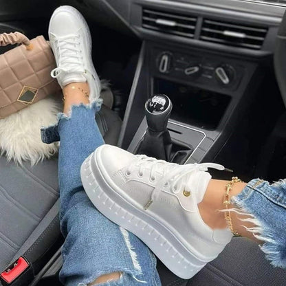 Camira | Buty damskie z grubą podeszwą i nowoczesnym designem