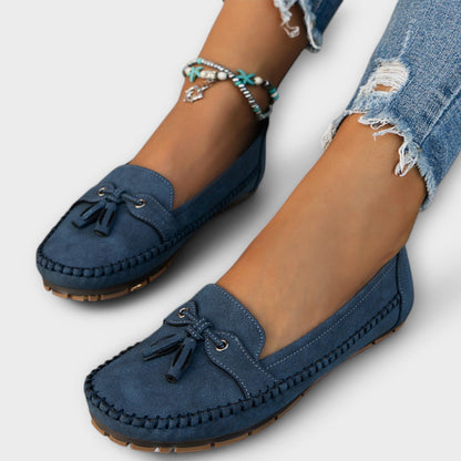 Loravia | Mocasines para mujer con diseño cómodo y detalle decorativo frontal