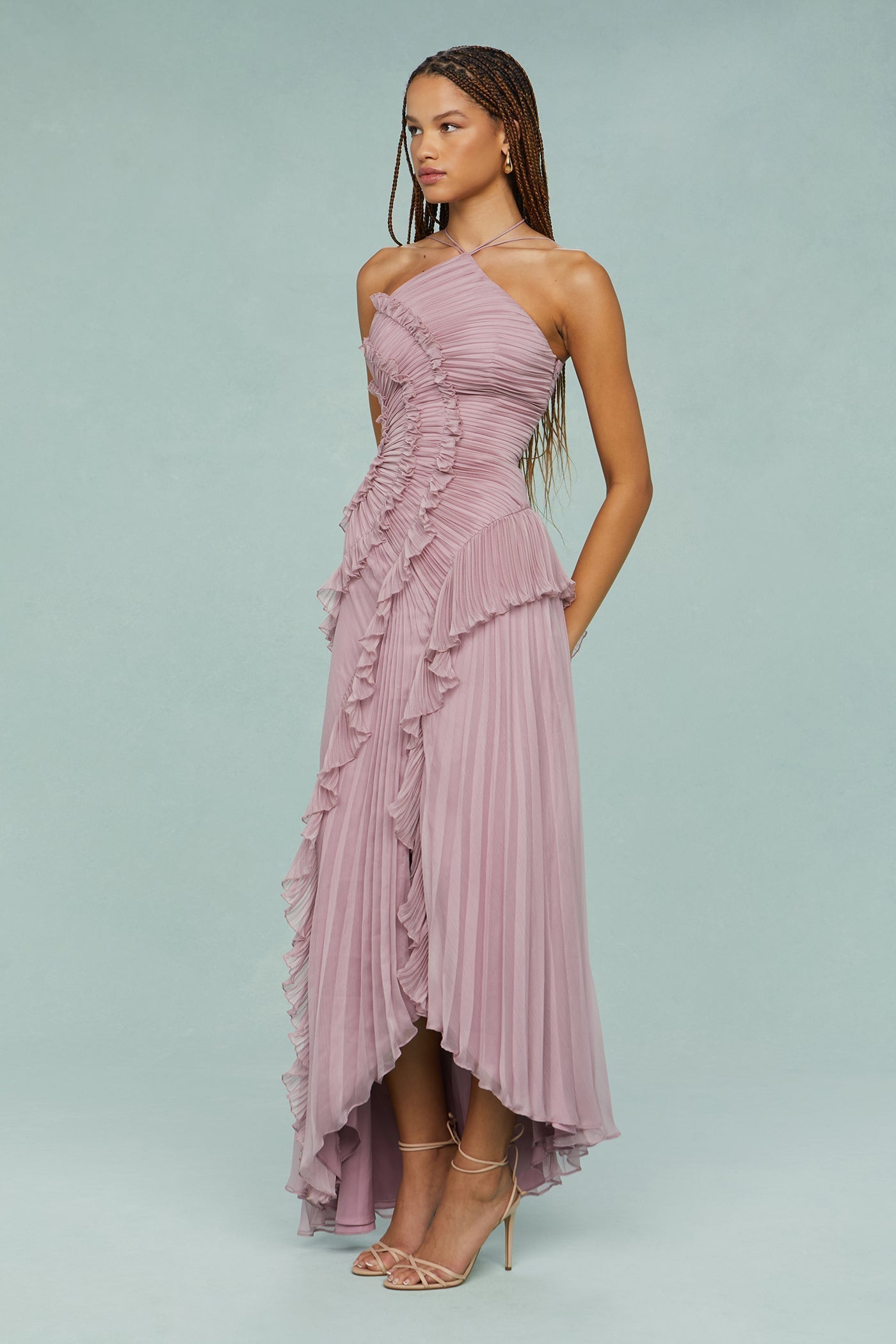Emilia | Vestido halter elegante con volantes y plisado