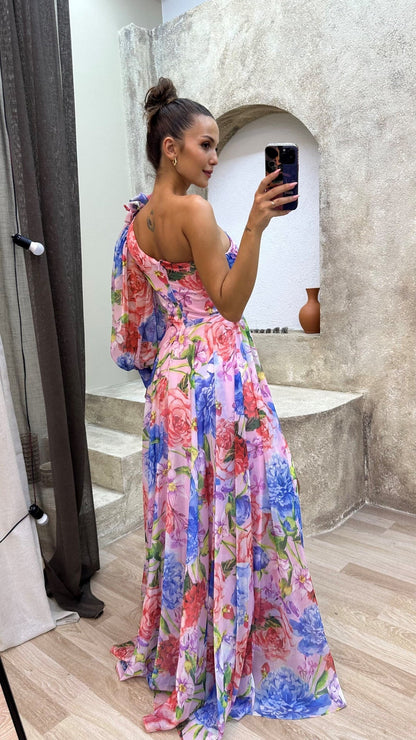 Oria | Elegant maxi dress for women with floral print and slit