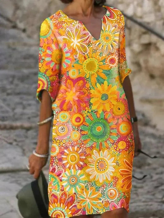 Taliana | Mini-robe florale pour femme avec un col en V flatteur | Légère