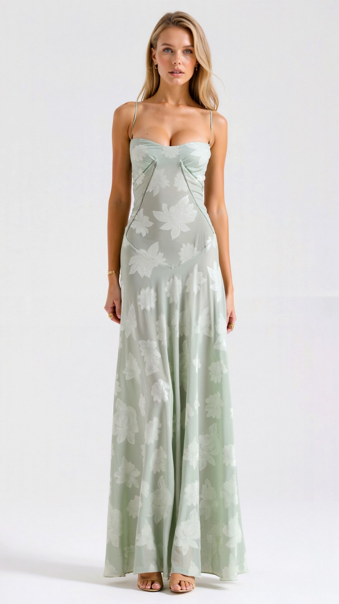 Pavia | Women's maxi wedding dress with thin straps and flowing design