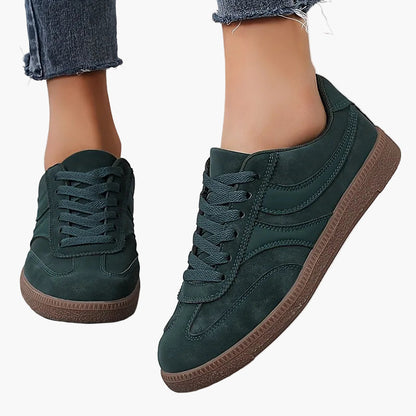 Marina | Vintage sneakers for women with laces and urban style