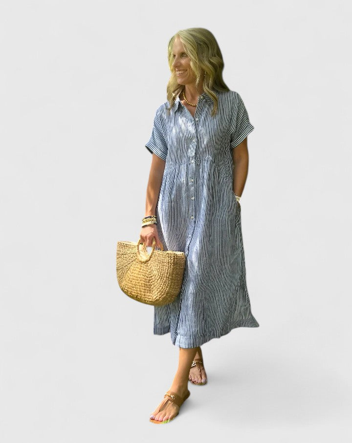 Cielo | Vestido midi con botones y manga corta recta