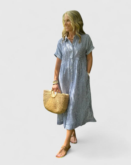 Cielo | Vestido midi con botones y manga corta recta