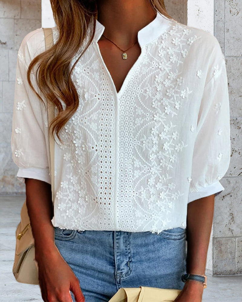 Carmen | Embroidered Blouse with Loose Sleeves and V-Neck