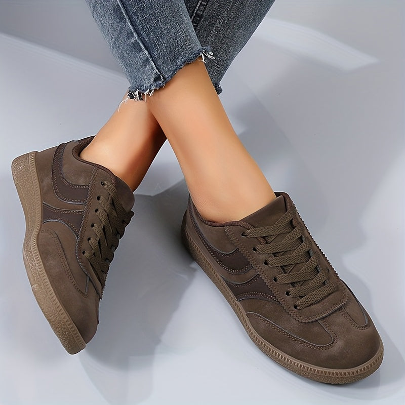 Marina | Vintage sneakers for women with laces and urban style