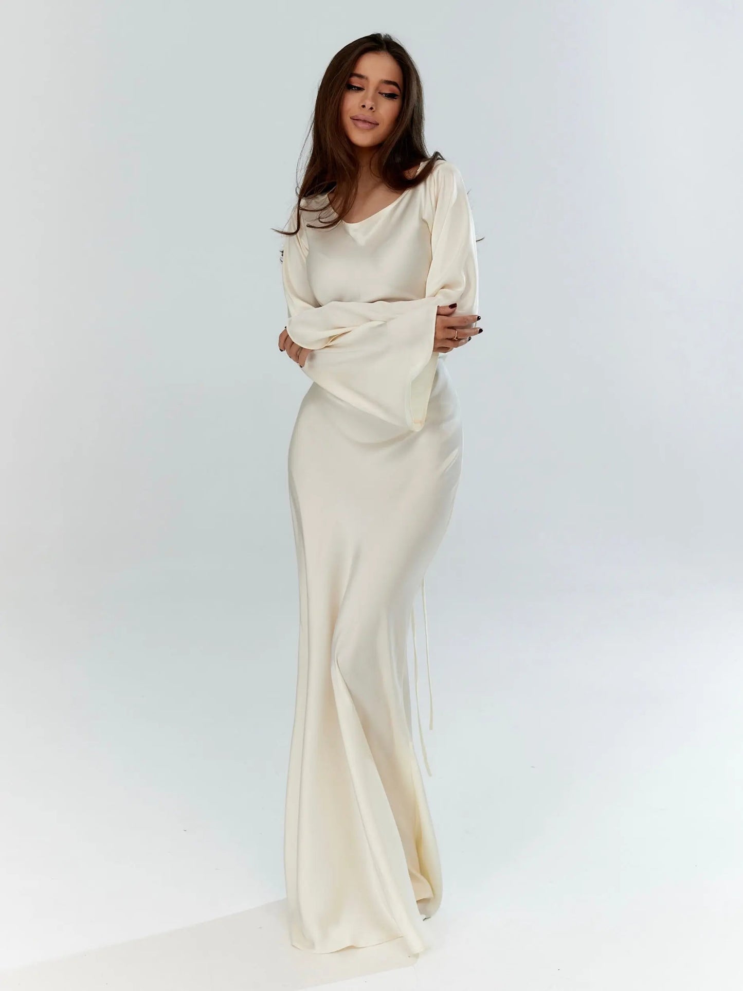 Aitana | Flowing maxi dress for women with long sleeves