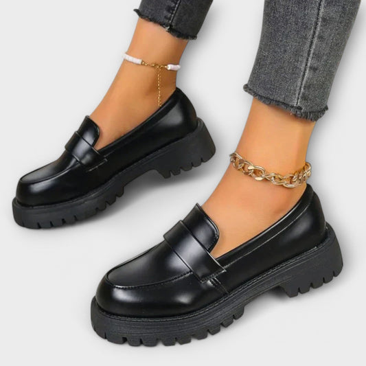 Pirela | orthopedic loafers with a thick sole and classic design