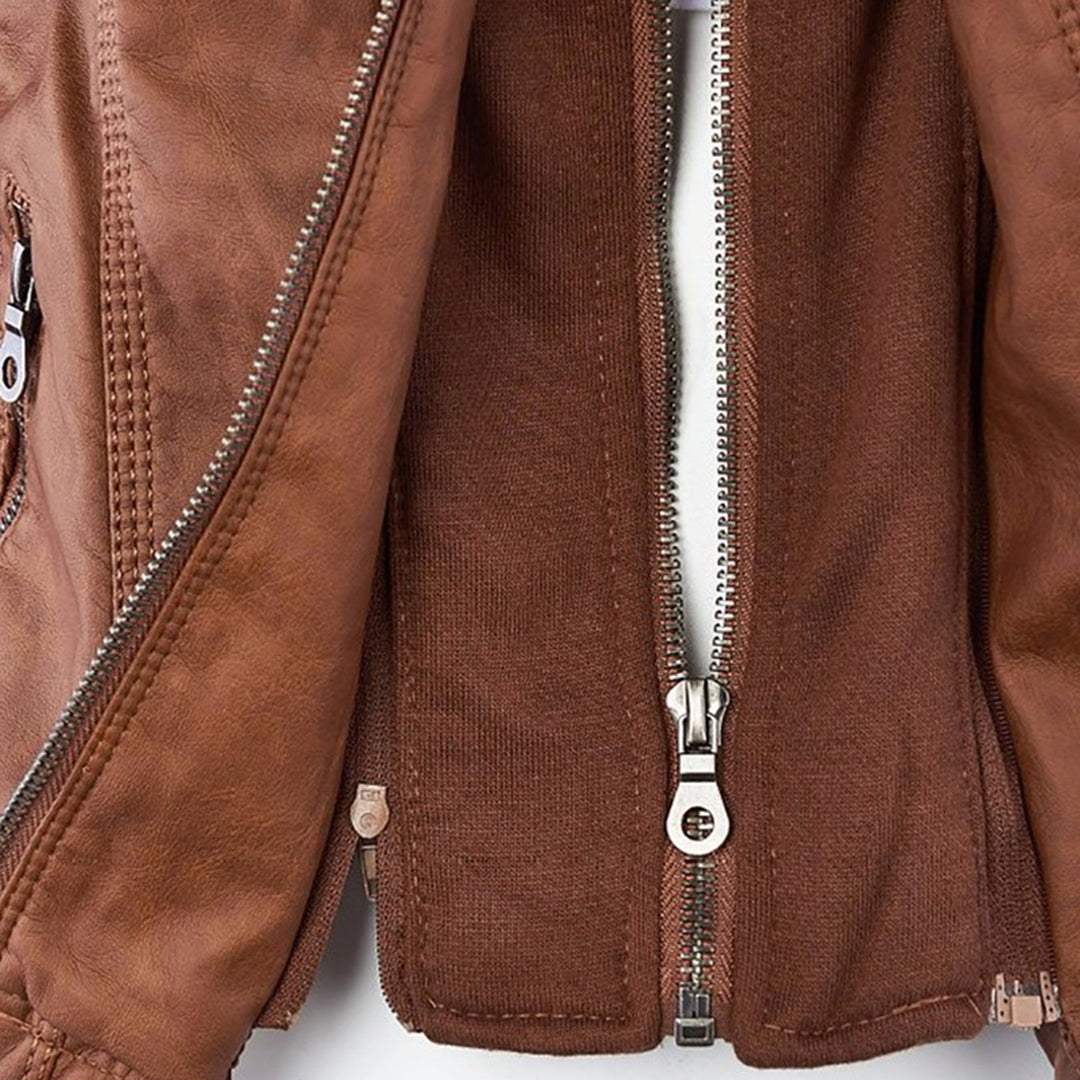 Fiorella | Blouson de motarde ajusté pour femme avec capuche | Audacieuse