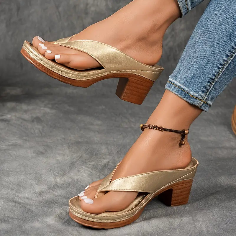 Inés| Orthopedic sandals with low heel and open straps
