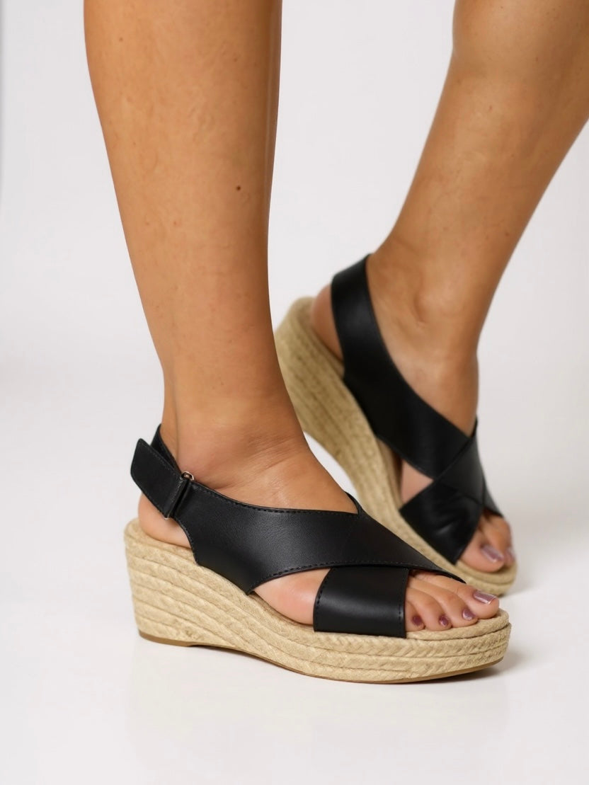 Genoveva | Espadryle damskie na koturnie z krzyżowanymi paskami
