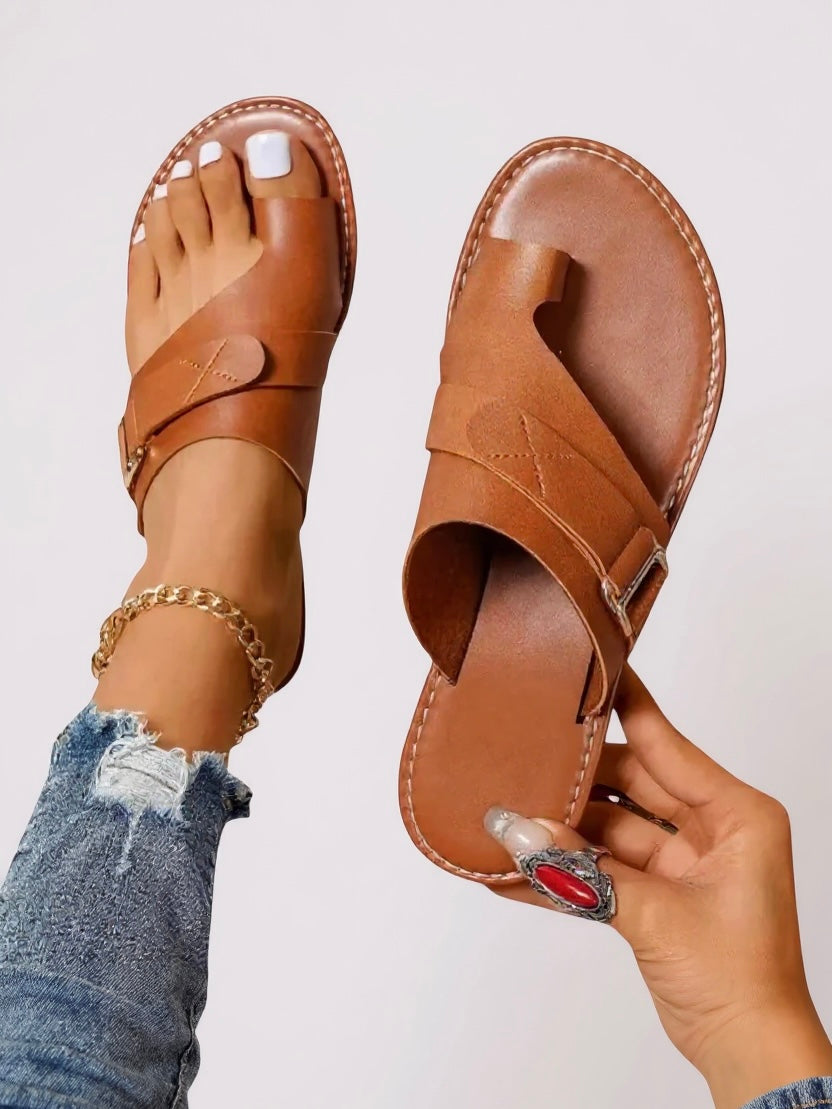 Aitana| Women's slide sandals with crossed straps