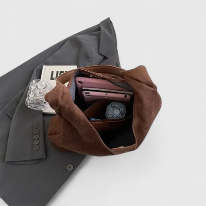 Lira | Minimalist Women's Shoulder Bag | Simple
