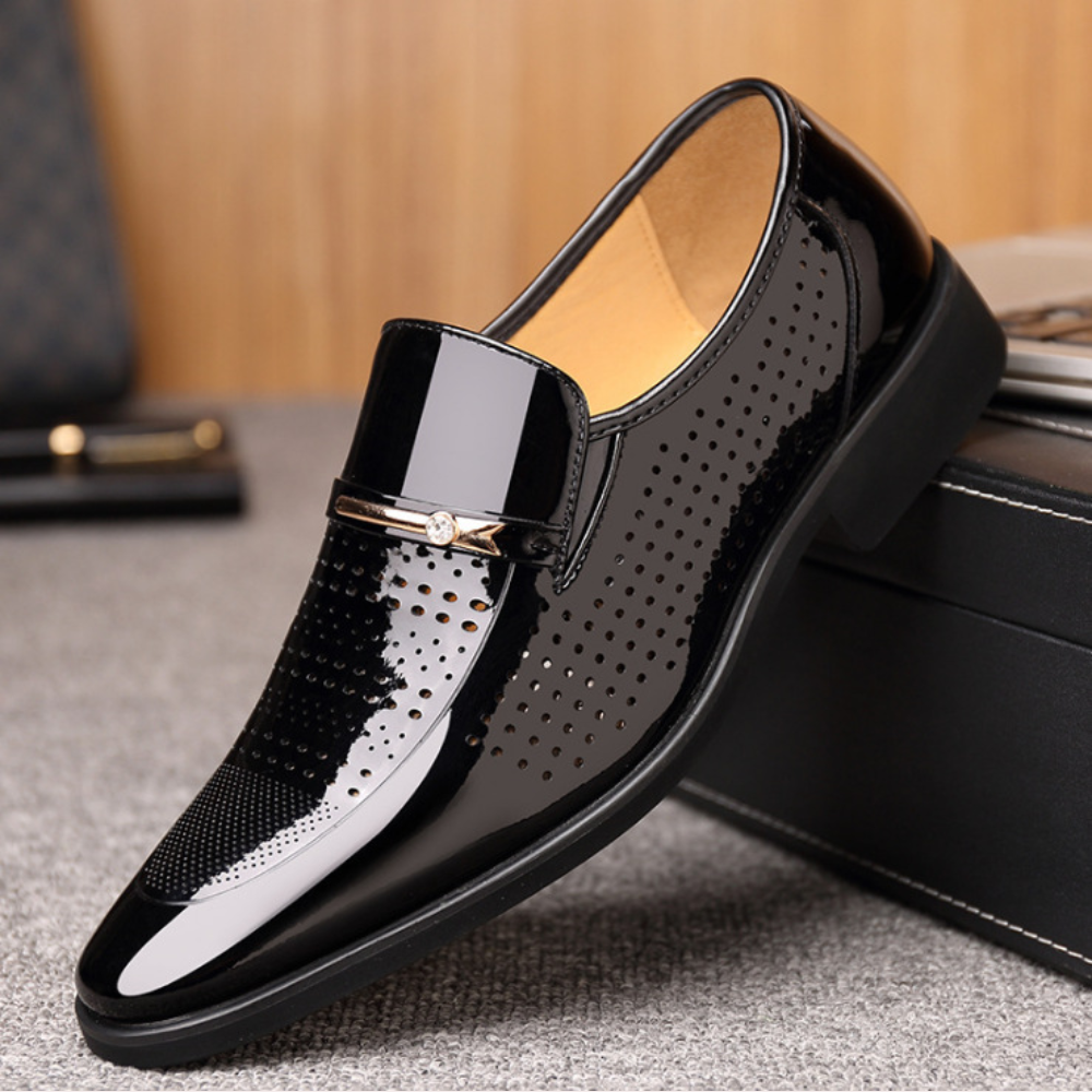 Kalem | Elegant slip-on men's loafers with a shiny finish
