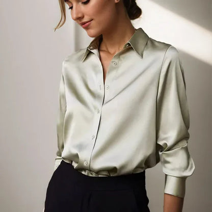 Adelaida | Blusa para mujer con botones y acabado satinado
