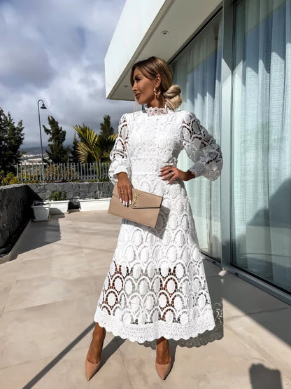 Camila | Vestido Midi de Encaje con Manga Larga