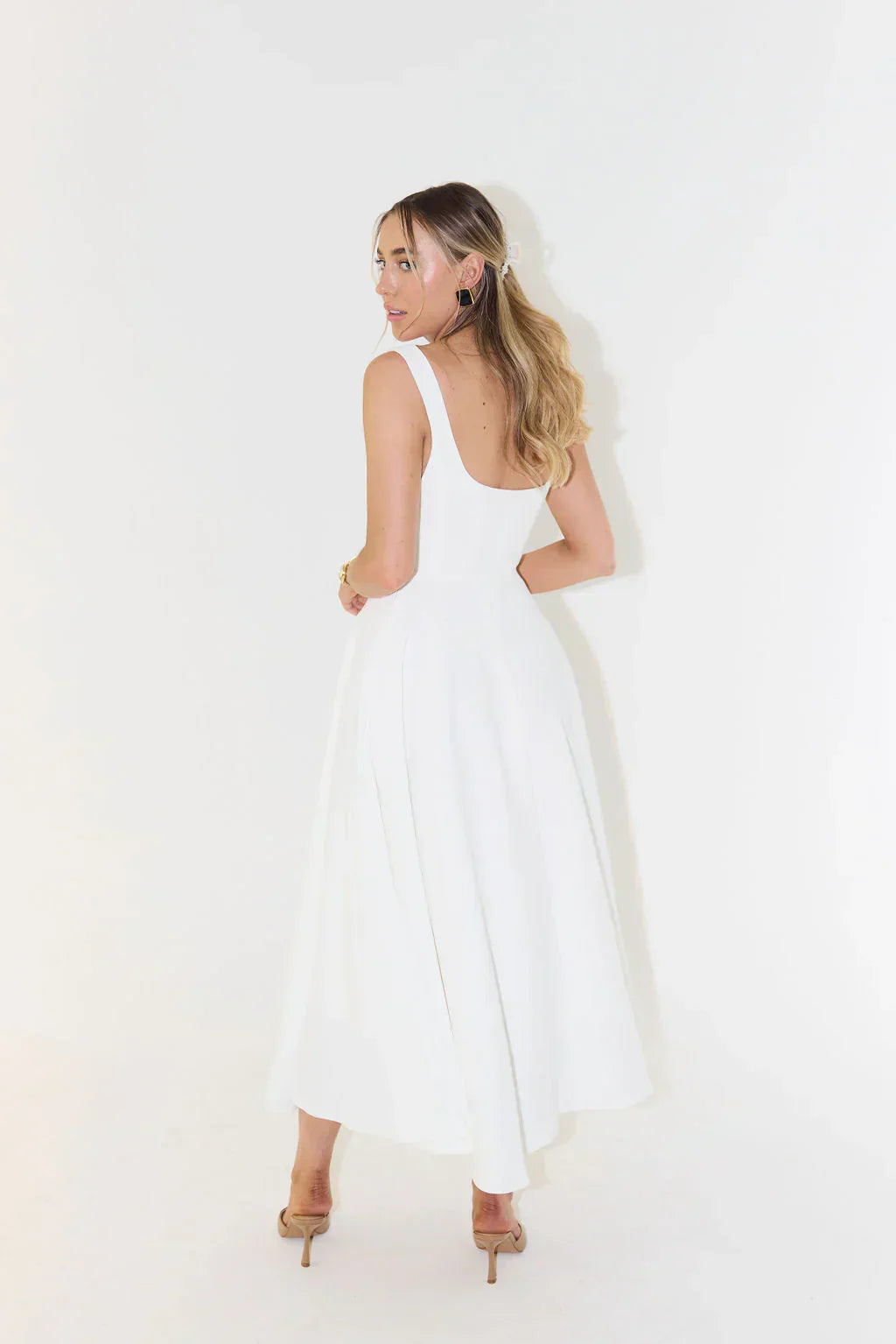 Sergia | Midi dress with high waist and square neckline
