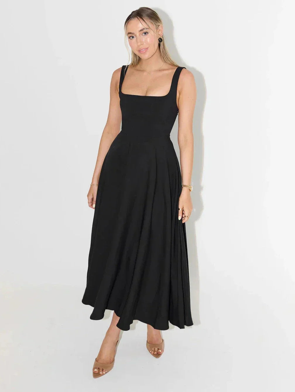Sergia | Midi dress with high waist and square neckline