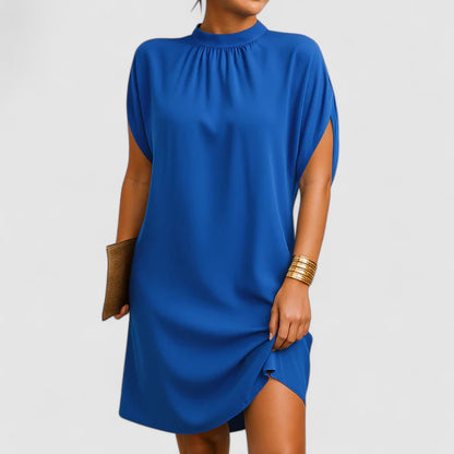 Trinidad | Vestido elegante con cuello redondo y corte recto