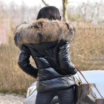 Ornella | Chaqueta de invierno acolchada para mujer con capucha y pelo