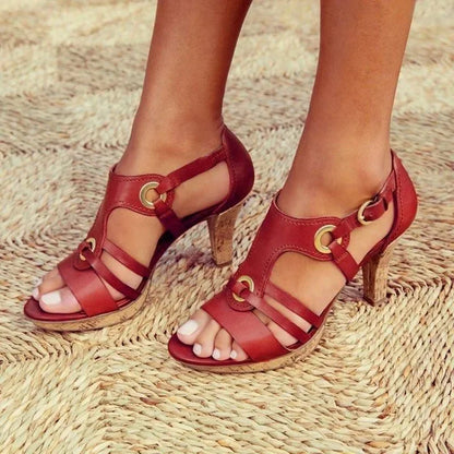Candela | Sandalias de tacón con estilo y cómodas con tiras abiertas