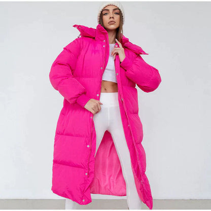 Abrigo largo tipo puffer con capucha para mujer
