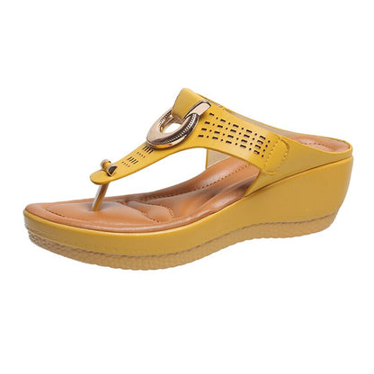 Adelina | Sandalias ortopédicas con cuña y tira ajustable