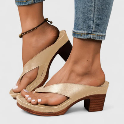 Amapola | Tacones ortopédicos con diseño abierto y cuña