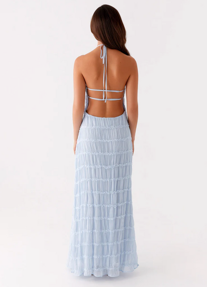 Leticia | Vestido maxi elegante con cuello halter texturizado