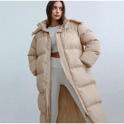 Abrigo largo tipo puffer con capucha para mujer