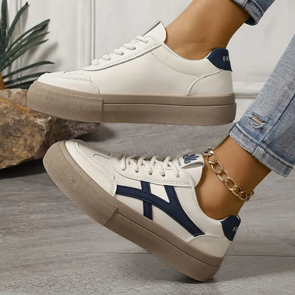 Claudia | Zapatillas ortopédicas con cordones y suela gruesa