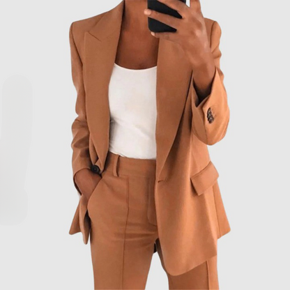 Carla | Conjunto sofisticado de dos piezas con blazer y pantalón